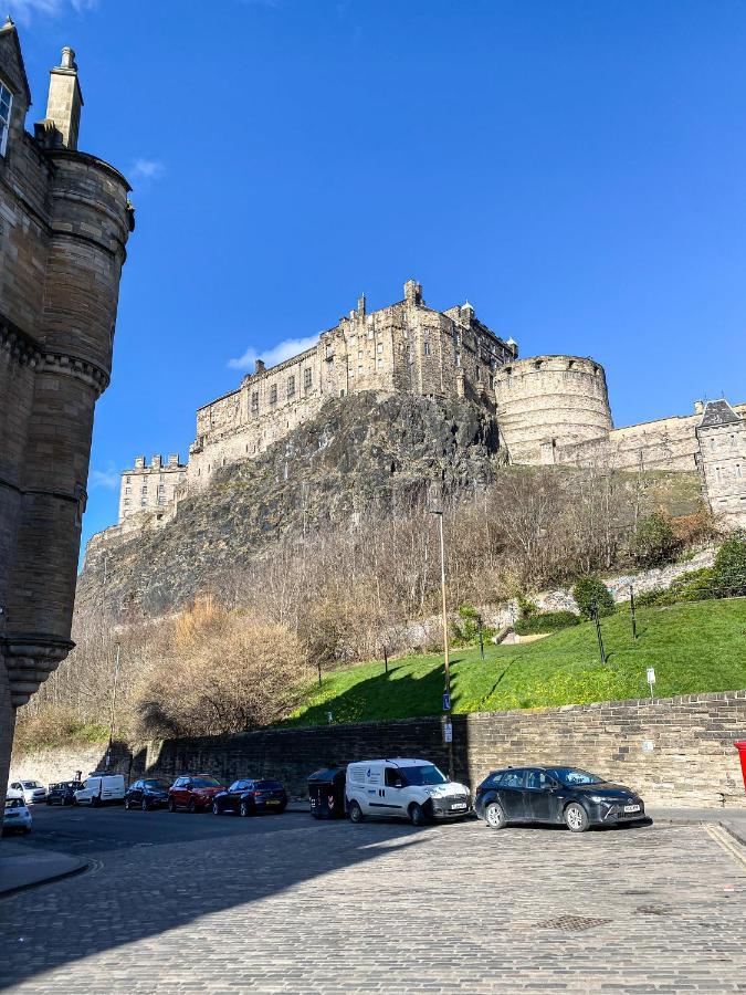 Snug Studio On The Grassmarket, 5Mins From Castle Edinburgh Luaran gambar