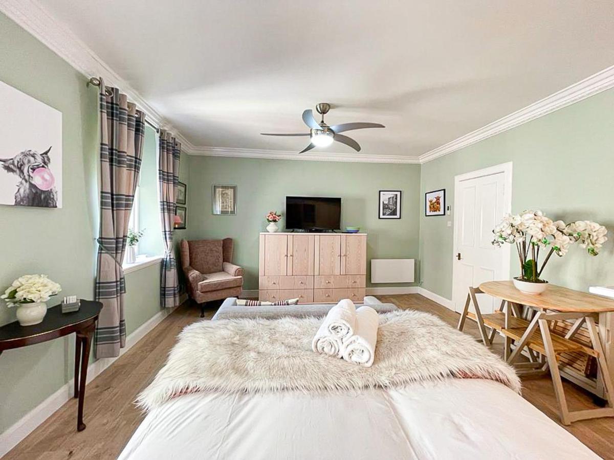 Snug Studio On The Grassmarket, 5Mins From Castle Edinburgh Luaran gambar