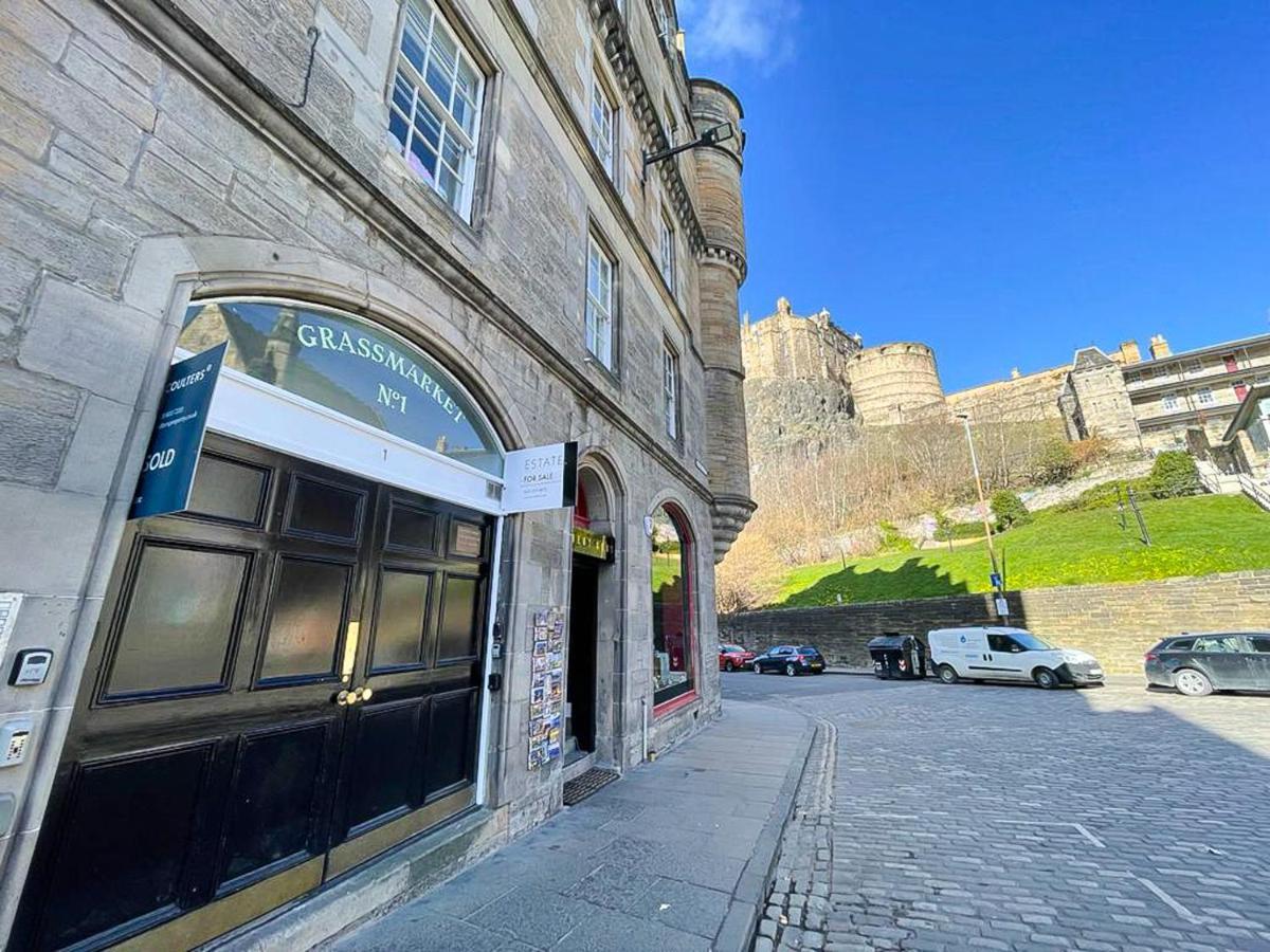 Snug Studio On The Grassmarket, 5Mins From Castle Edinburgh Luaran gambar